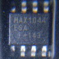 MAX1044ESA+|美信半导体|IC REG MULTI CONFIG 20MA 8SOIC